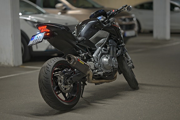 Kawasaki Z 900 7 of 30
