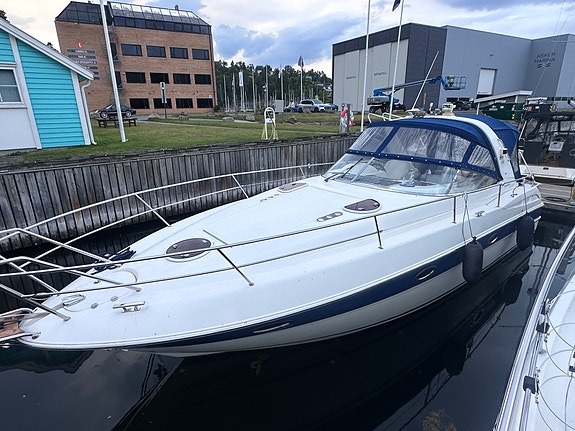 BAVARIA 32 SPORT, Velholdt og praktisk båt, drivstoffvennlig, velutstyrt 8 of 29