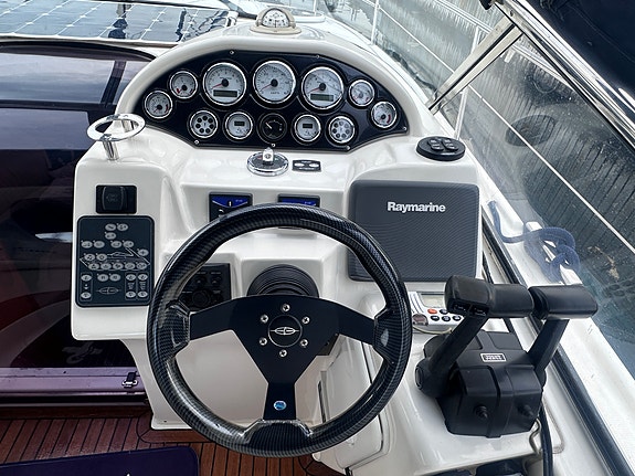 BAVARIA 32 SPORT, Velholdt og praktisk båt, drivstoffvennlig, velutstyrt 16 of 29