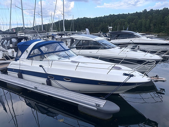 BAVARIA 32 SPORT, Velholdt og praktisk båt, drivstoffvennlig, velutstyrt 2 of 29
