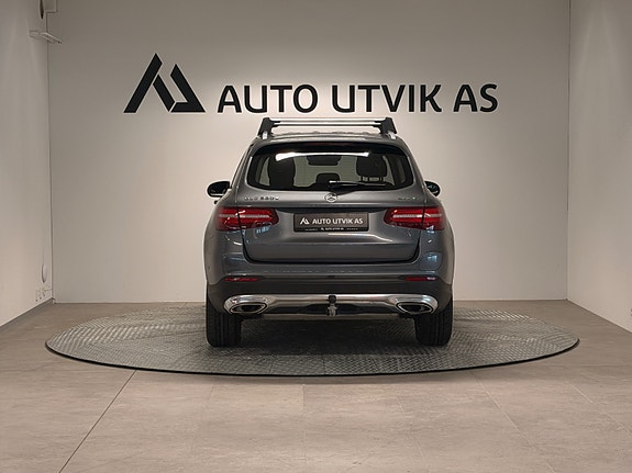 Mercedes-Benz GLC350 e 4 of 30