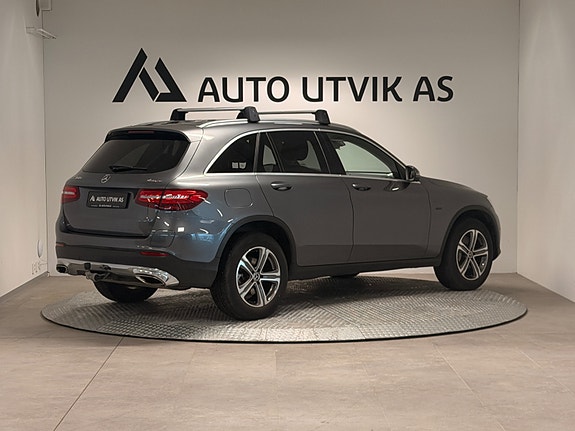 Mercedes-Benz GLC350 e 3 of 30