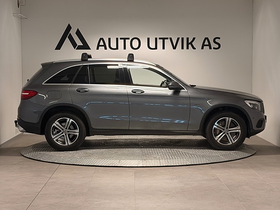Mercedes-Benz GLC350 e 2 of 30