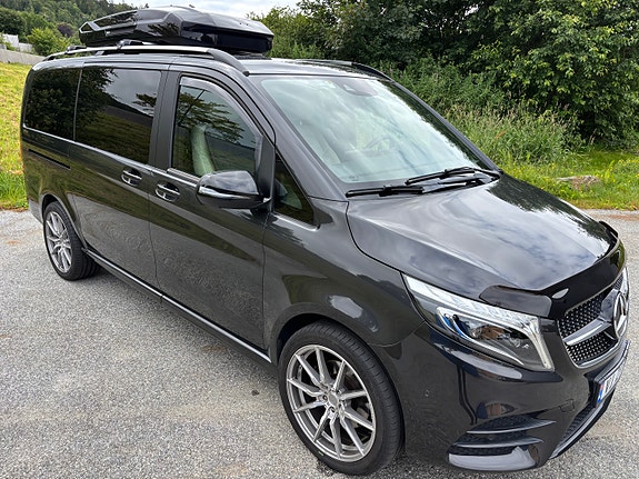 Mercedes-Benz V300 d 9 of 30