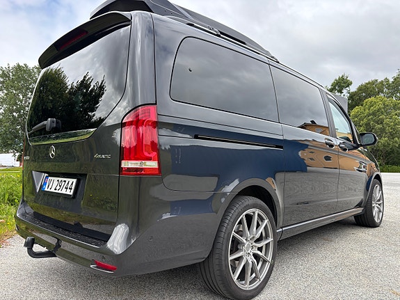 Mercedes-Benz V300 d 11 of 30