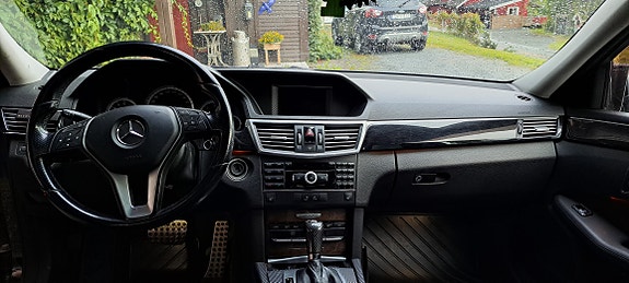 Mercedes-Benz E220 d 4 of 19