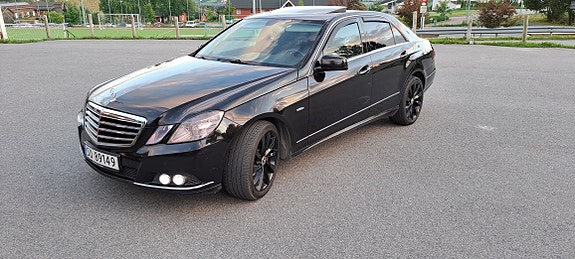Mercedes-Benz E220 d 19 of 19