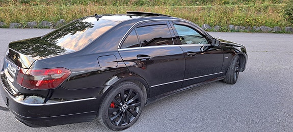 Mercedes-Benz E220 d 12 of 19