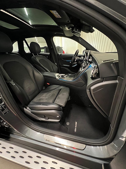 Mercedes-Benz GLC250 d 19 of 30