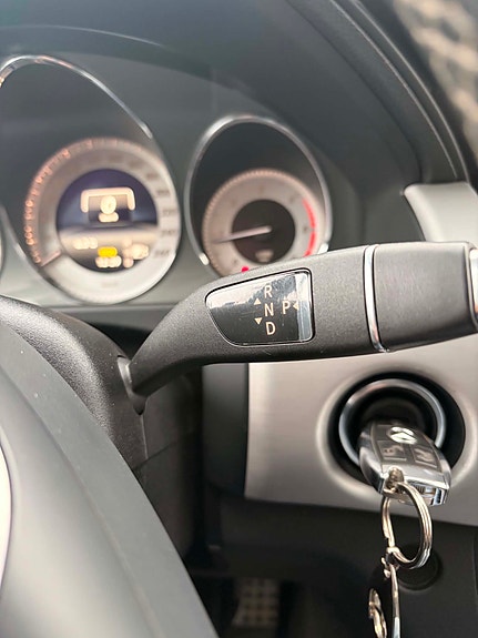 Mercedes-Benz GLK220 23 of 23