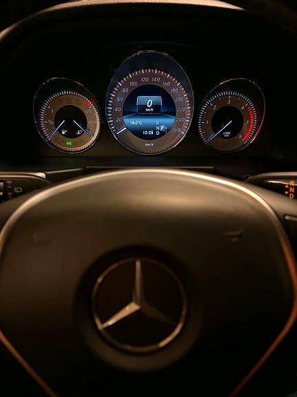 Mercedes-Benz GLK220 19 of 23