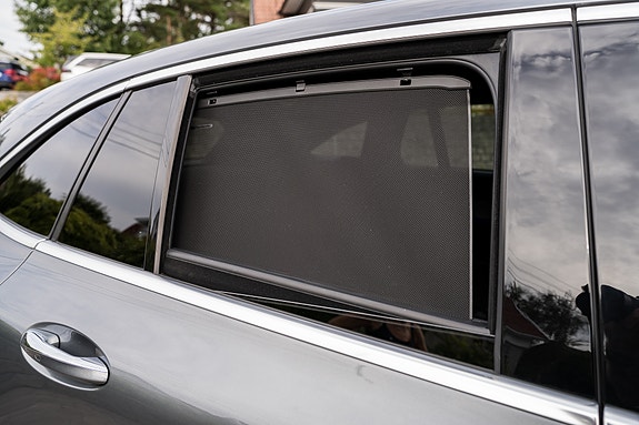 Mercedes-Benz EQC400 16 of 19