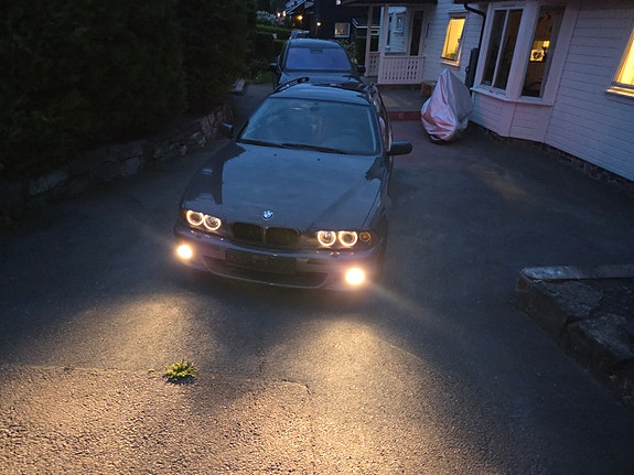 BMW 528i 14 of 30