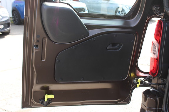 Opel Combo 17 of 30