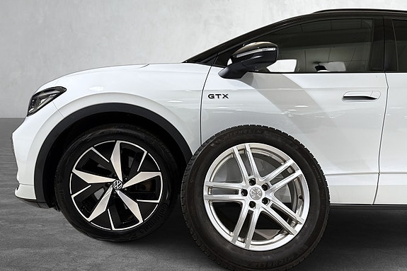 GTX-emblem og to felgvarianter fremhever sportspreg og eleganse.