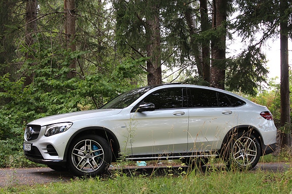 Mercedes-Benz GLC350 e 7 of 30
