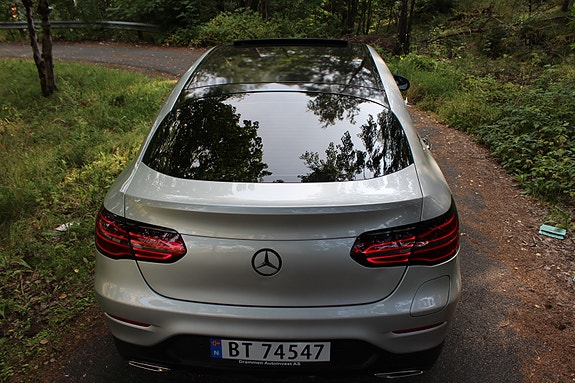 Mercedes-Benz GLC350 e 14 of 30