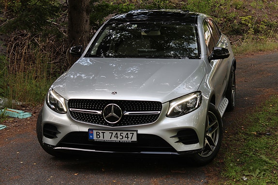 Mercedes-Benz GLC350 e 2 of 30