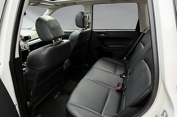 Subaru Forester 25 of 30