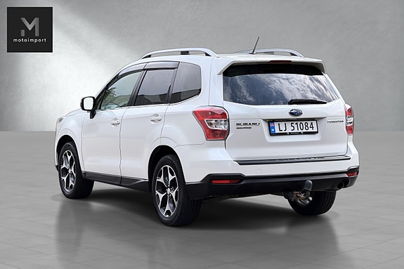 Subaru Forester 3 of 30