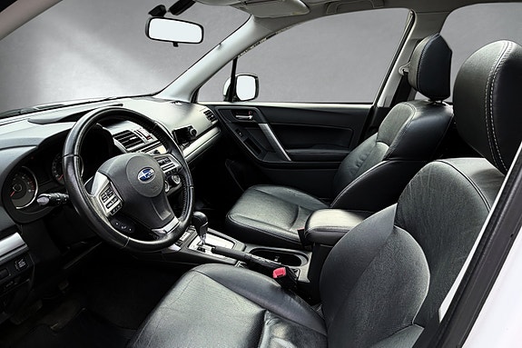 Subaru Forester 14 of 30