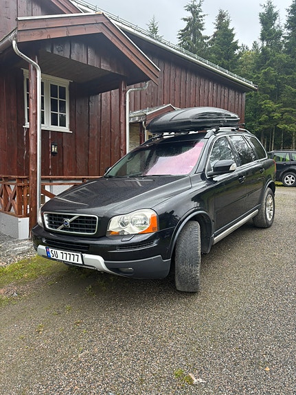 Volvo XC90 5 of 8