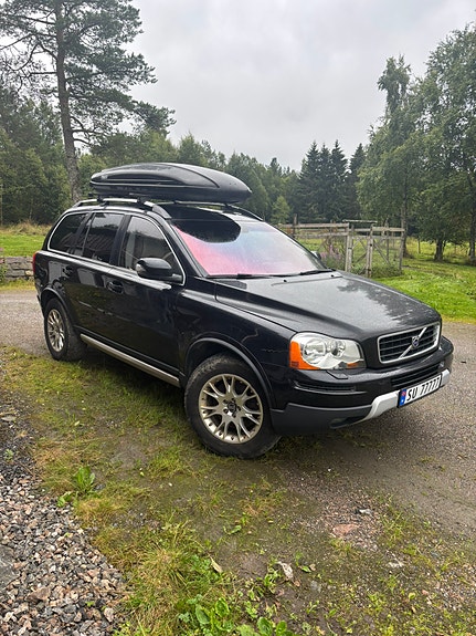 Volvo XC90 4 of 8