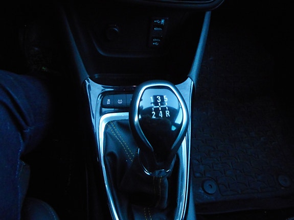 Opel Crossland X 13 of 26