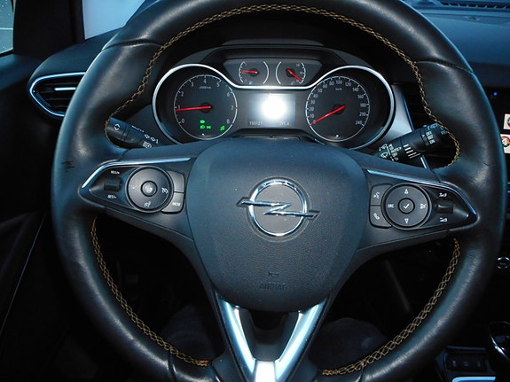 Opel Crossland X 10 of 26