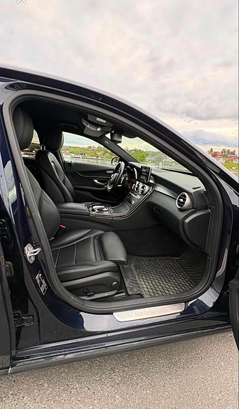 Mercedes-Benz C350 e 7 of 18