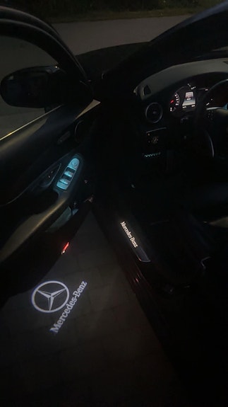 Mercedes-Benz C350 e 9 of 18