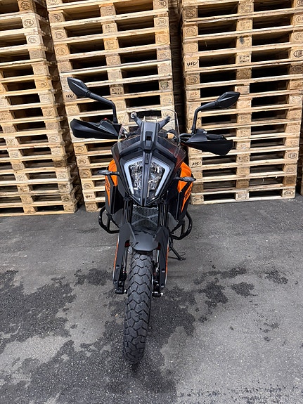 KTM 390 Adventure 5 of 13