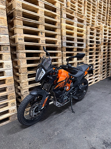 KTM 390 Adventure 9 of 13