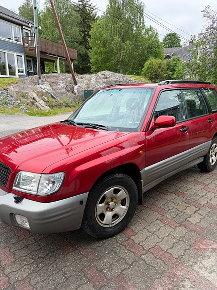 Subaru Forester 2 of 28