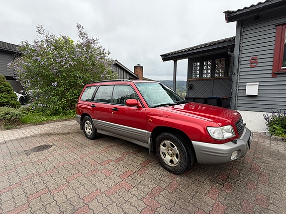 Subaru Forester 10 of 28