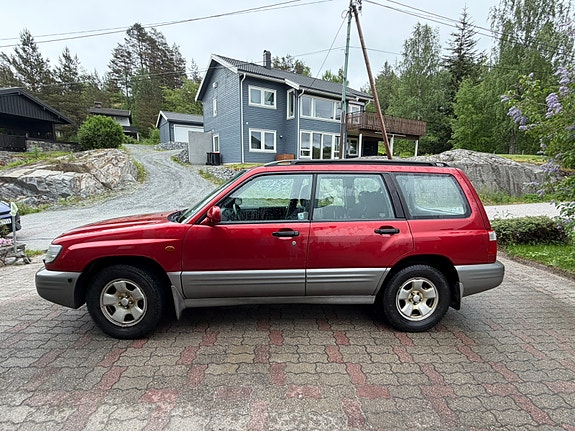 Subaru Forester 12 of 28