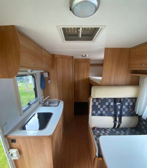 Ford Rimor 5 of 30