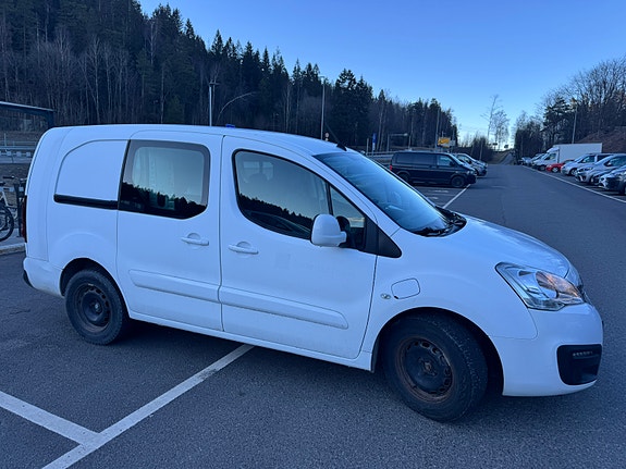 Peugeot Partner 2 of 13