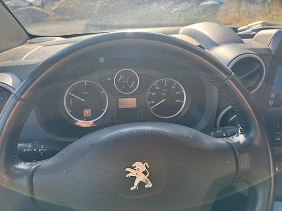 Peugeot Partner 13 of 13