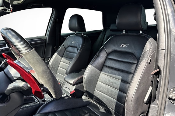 Volkswagen Golf VII 10 of 20