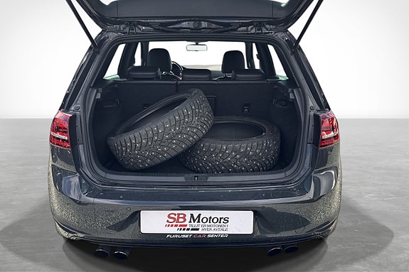 Volkswagen Golf VII 20 of 20