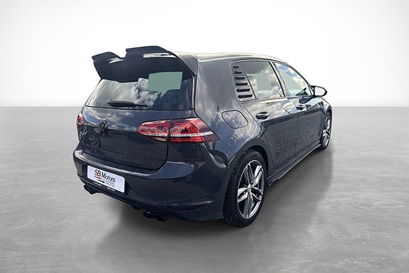 Volkswagen Golf VII 5 of 20