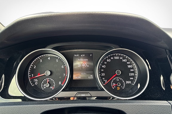 Volkswagen Golf VII 15 of 20
