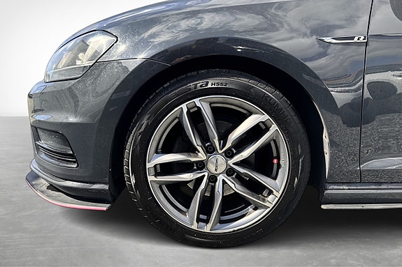 Volkswagen Golf VII 18 of 20