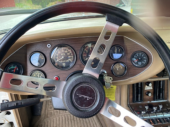 Studebaker Avanti II 22 of 30