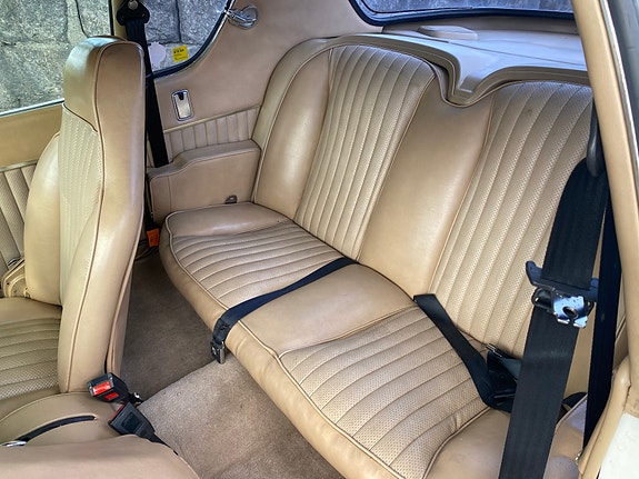 Studebaker Avanti II 25 of 30