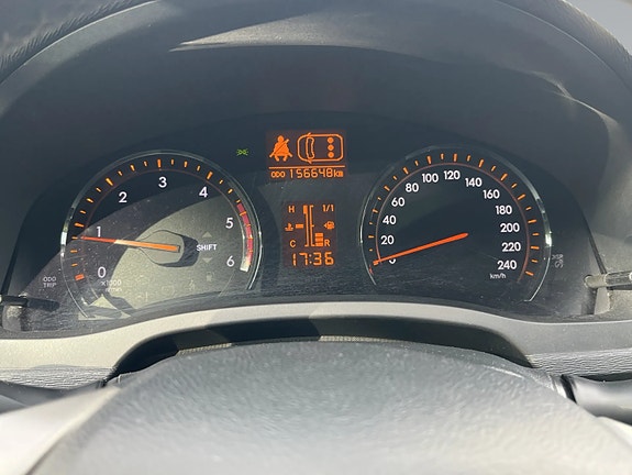Toyota Avensis 22 of 22