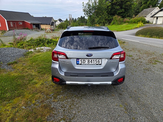 Subaru Outback 6 of 16