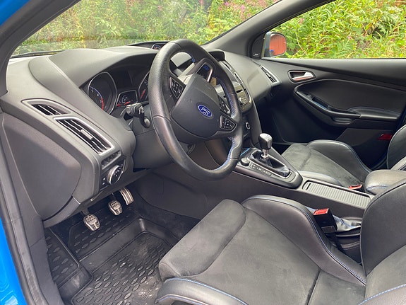 Ford Focus 5 of 24