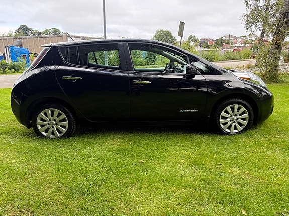Nissan Leaf 4 of 29